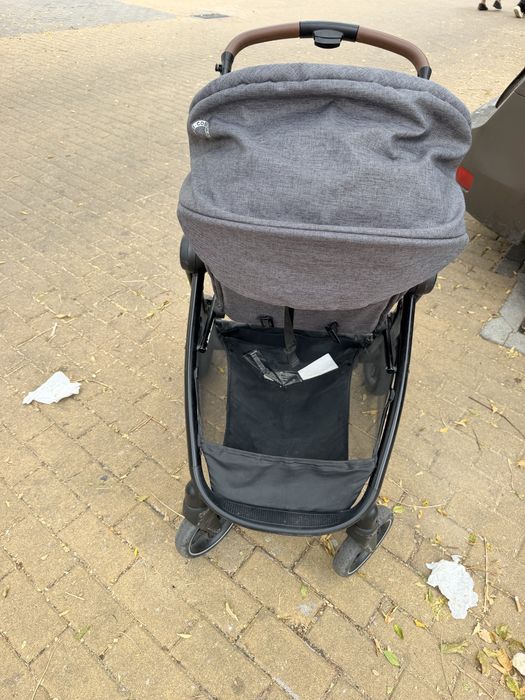 Carrinho Max cosi zelia