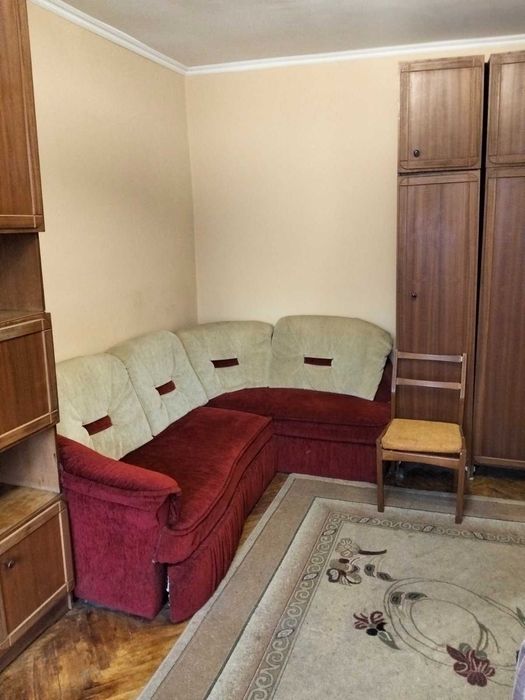 Здається в оренду однокімнатна квартира.