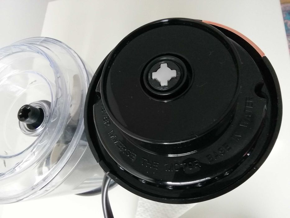 Blender,rozdrabniacz do warzyw,owoców,orzechów BERLINGER Haus