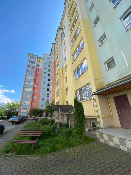 Продається 2кв в Пасічній з євроремонтом