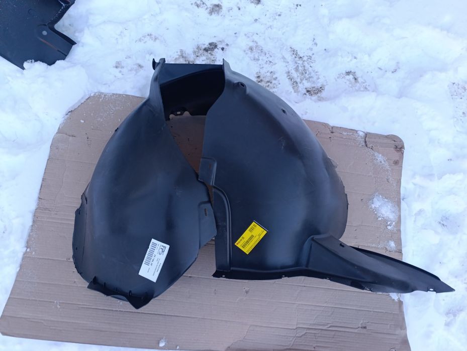 Подкрылок передний левый VW Caddy 3 2003-2010г Новый.