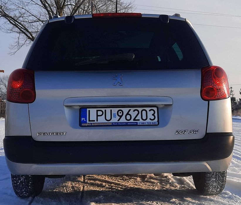 Peugeot 207 SW, 1.4 benzyna zwykły silnik, kombi, panoramiczny dach