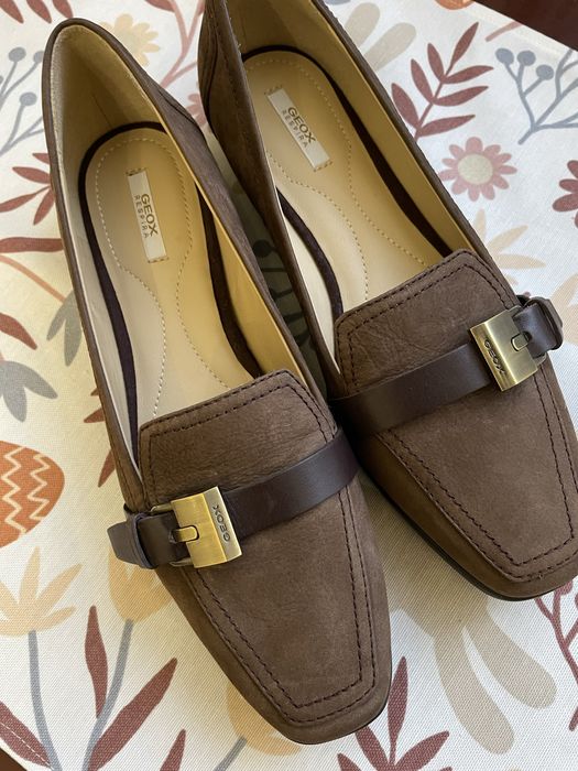 Продам нові туфлі  geox