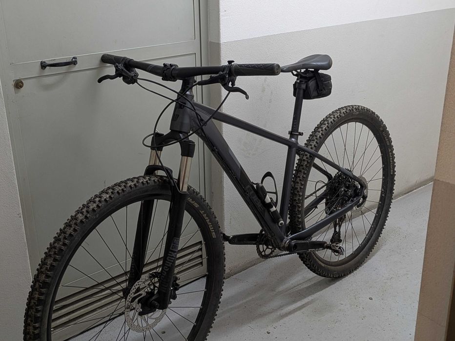 Bicicleta BTT alumínio