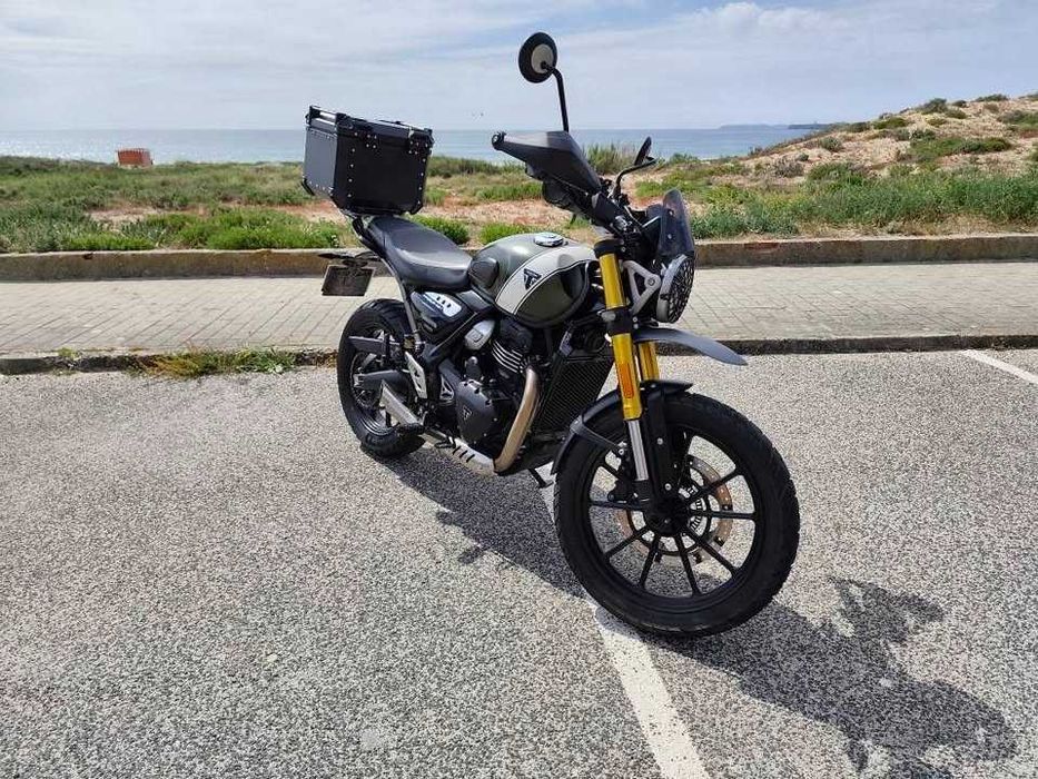 Triumph 400x scrambler