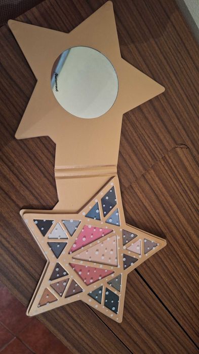 Eye Makeup Set with Mirror64585480884995124