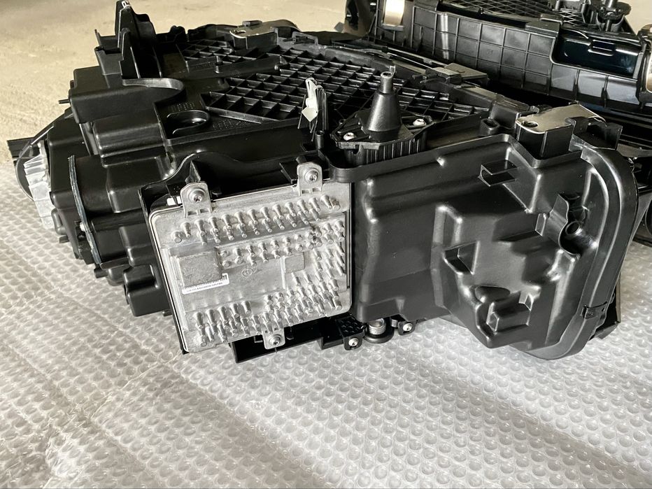 Фари BMW 5 G30 LCI Комплект з блоками Розборка БМВ Г30