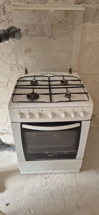 Kuchenka  Amica gazowa z piekarnikiem elektrycznym