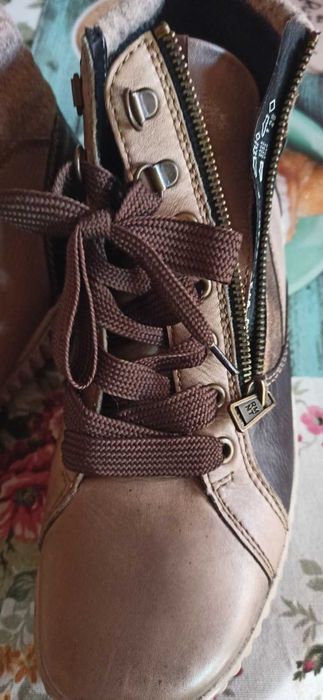 Ботинки кожанные 43 р, 28 см, состояние новых