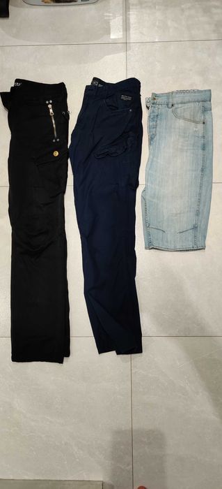 Zestaw 3 męskich spodni spodenek Cropp Diverse rozmiar 34