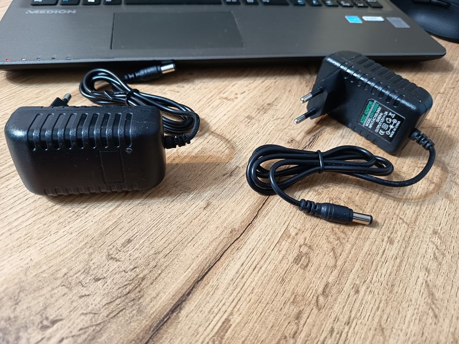 Блоки питания 12 вольт на 2 Ампера (новые)