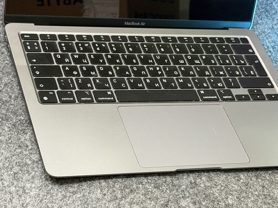 Apple Macbook Air M1 2020 13’ 8/256G Silver