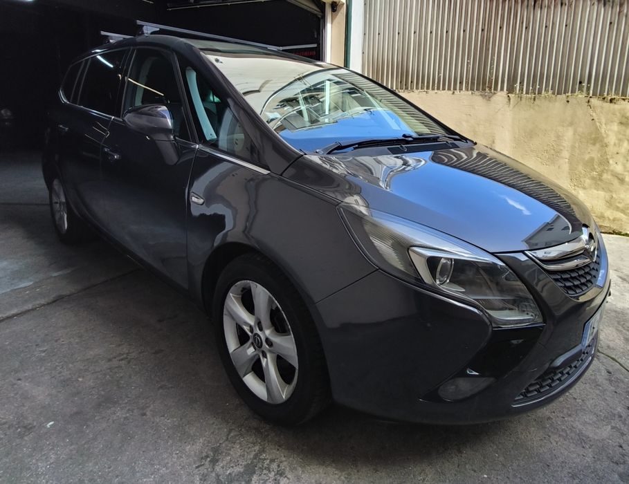 Opel Zafira 2.0Cdti Tourer Cosmo 7 lugares 2013 Nacional