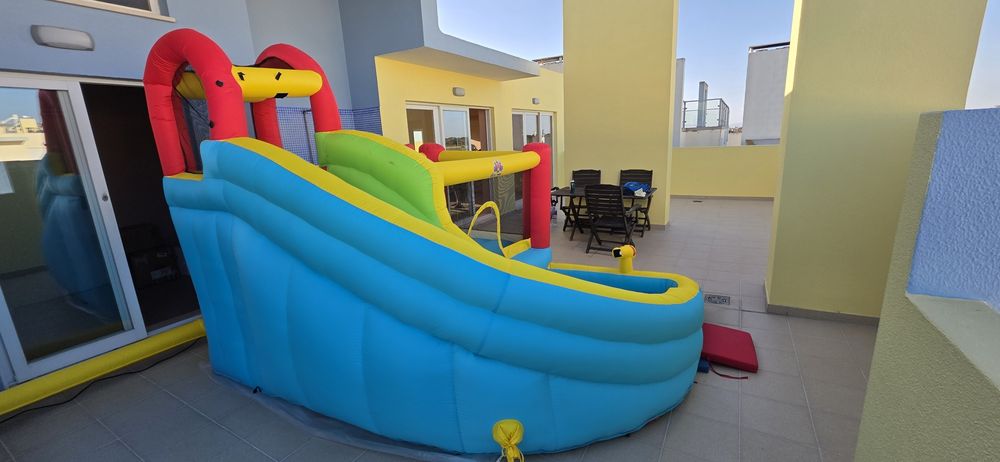 Aluguer de Insuflável e ou trampolim para Festas Infantis e Aniversários