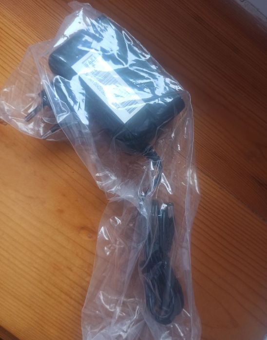 Zasilacz DVE Canal+ Wifi Premiumbox+ nowy