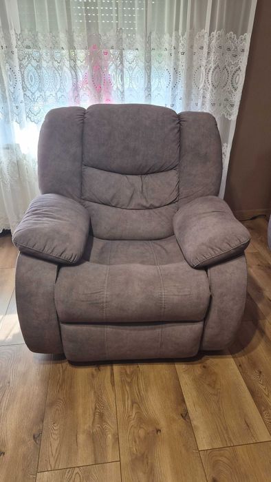 Komplet wypoczynkowy sofa 4 osobowa + fotel z funkcją relax