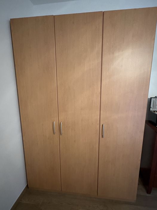 Szafa - bardzo pojemna