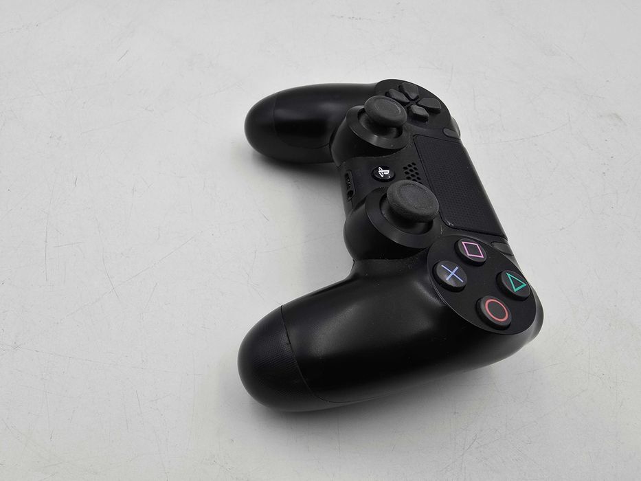Sony PPlaystation 4 PRO 1TB (CUH-7216B)