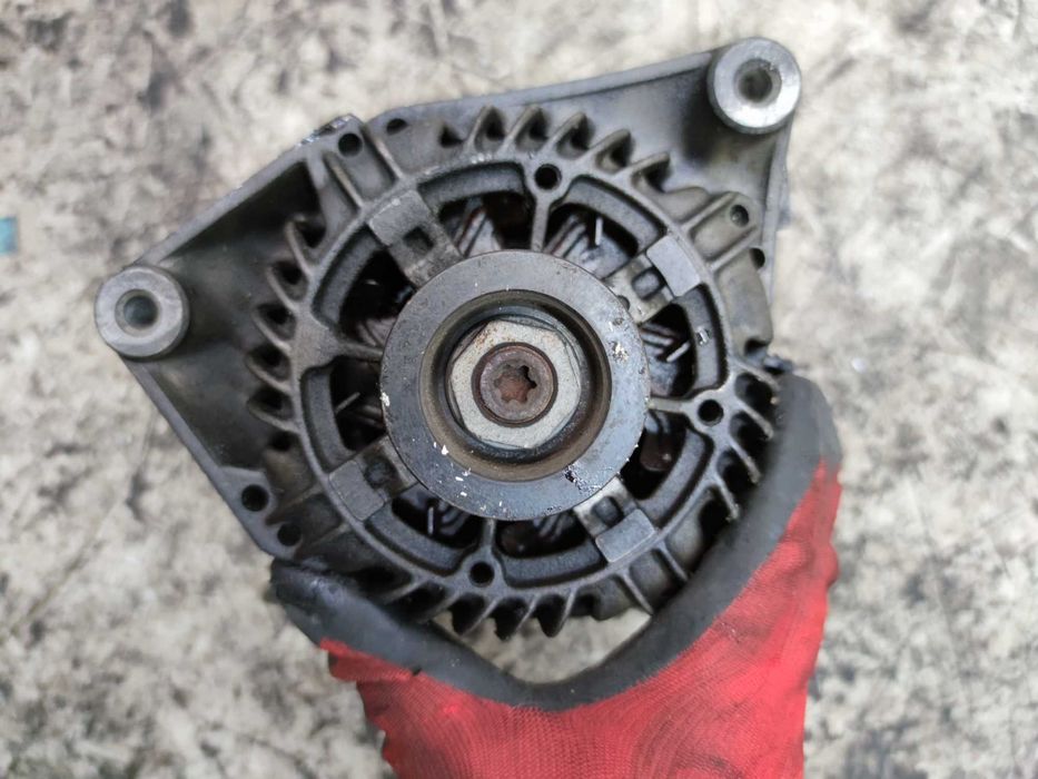 BMW 5 E39 525 TDS 2.5 TDS Alternator