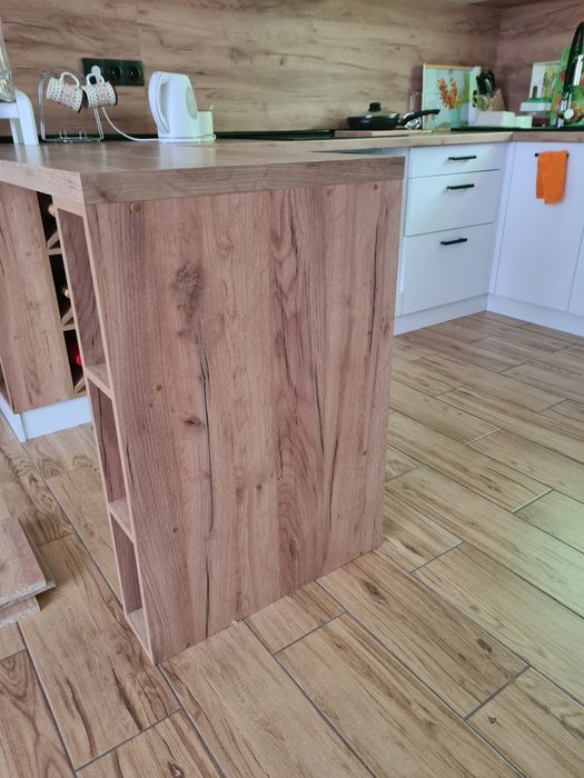 Продам кухонну стійку