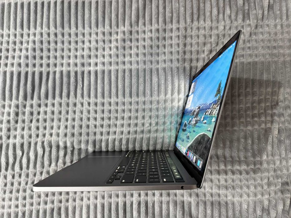 Ноутбук Apple MacBook Pro 13.3" 2020 M1 Ram-16 SSD-256