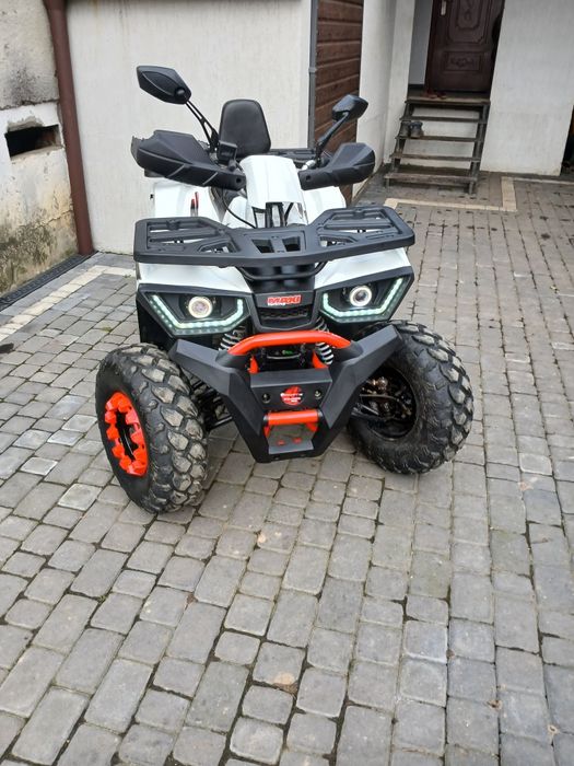 Продам квадрик 200 кубів