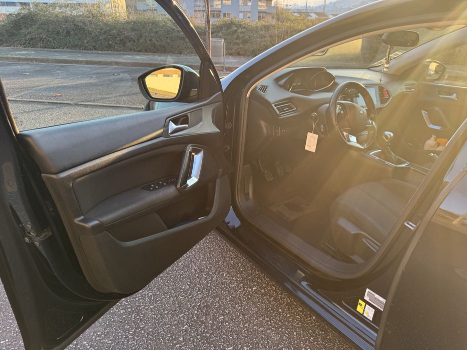 Peugeot 308 SW 1.6 BlueHDi Access