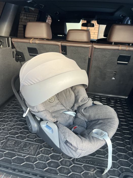 Автокрісло Cybex