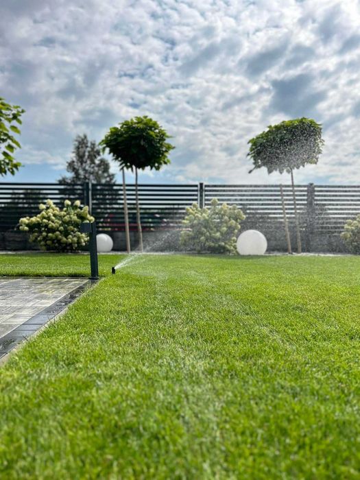 Zakładanie ogrodów/ projektowanie zieleni/ roboty koszące