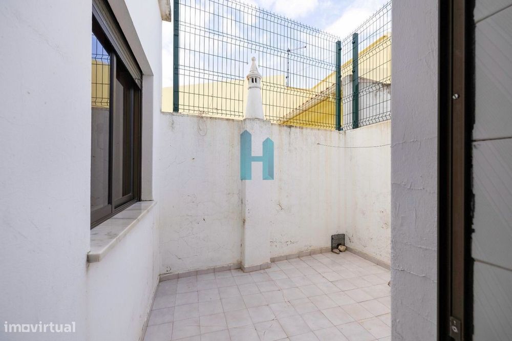 Andar de Moradia T3 com Terraço e Varanda em Montes de Alvor, Portimão