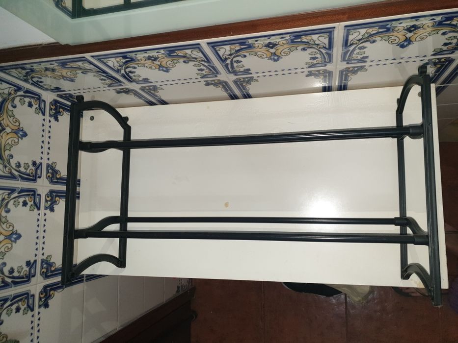 Sapateira util Quase novo, pouco usado