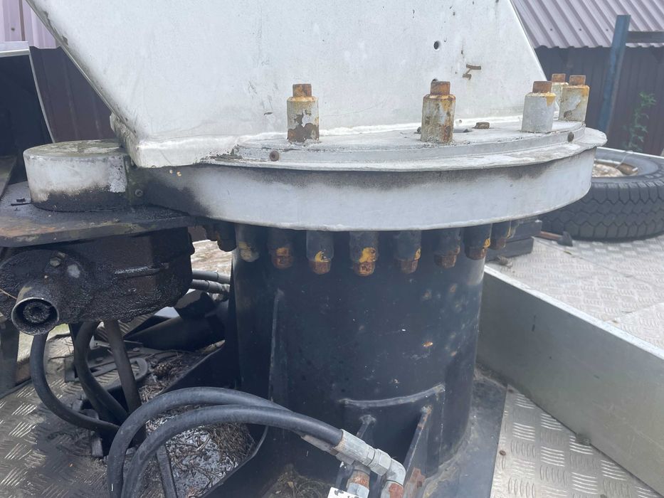 Podnośnik Koszowy Mercedes