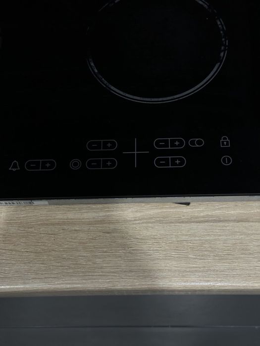 Варочная поверхность электрическая SAMSUNG NZ64T3516AK/WT Подробнее