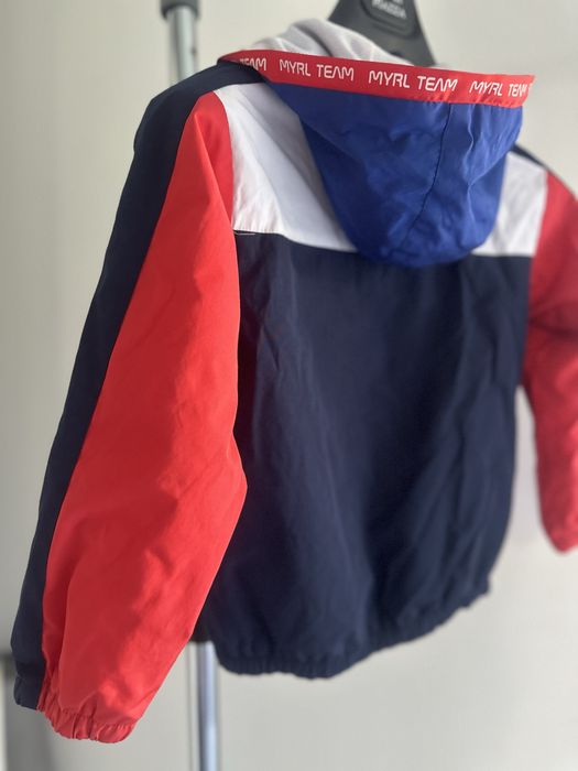 Casaca desportivo para 5/7anos .