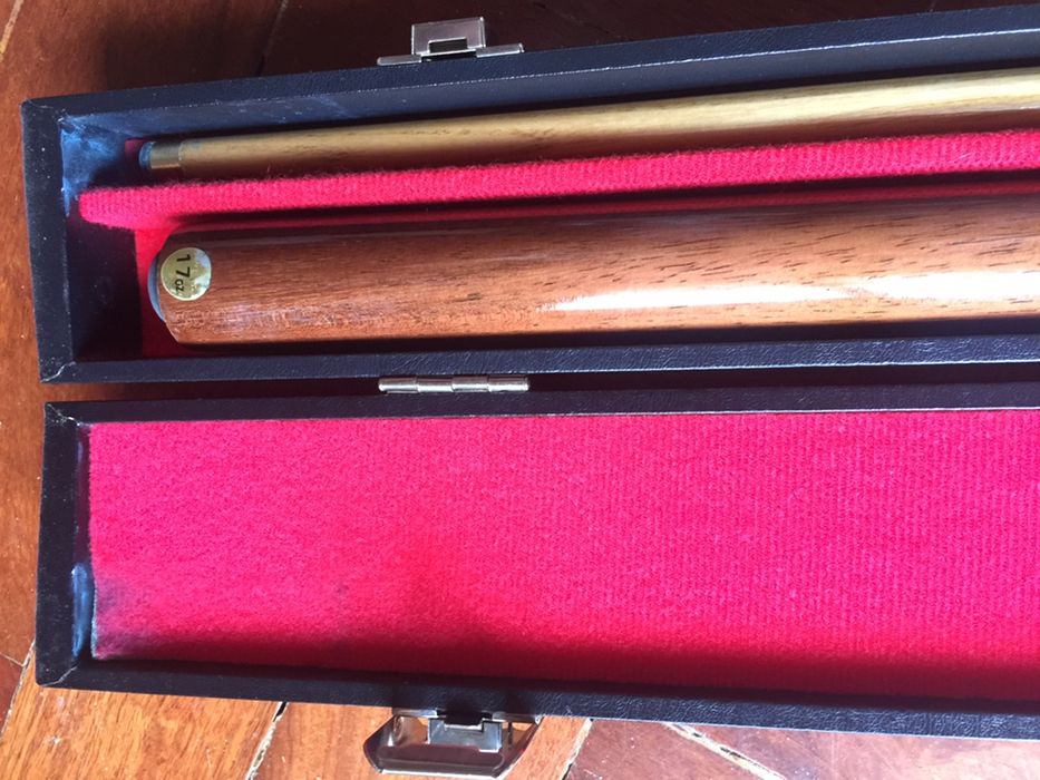 Taco de snooker/bilhar/pool com estojo NOVO