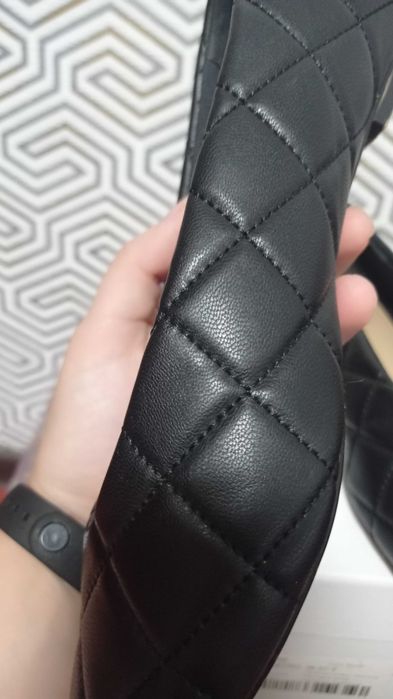 Стильні актуальні балетки H&M