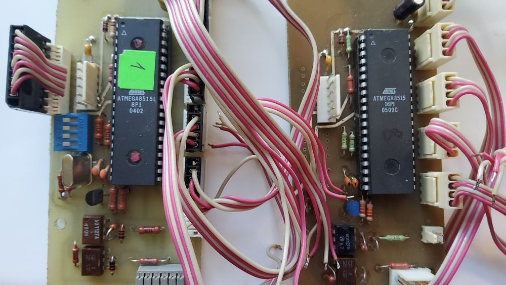 Микроконтроллер Atmega 8515