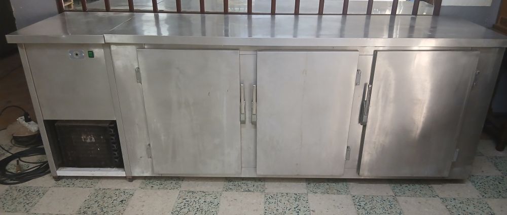 Bancada Frigorífica Industrial em Inox – 3 Portas (Excelente Estado)