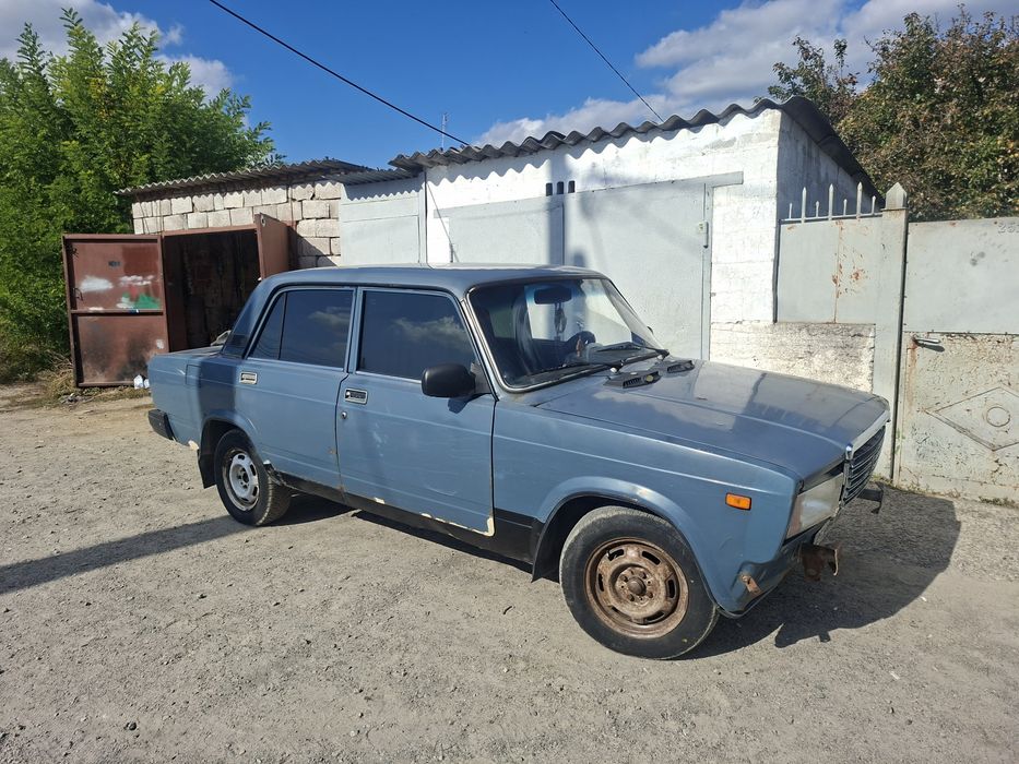 Ваз 2107 2005 го газ/бензин