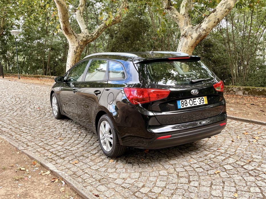 Kia Ceed SW 1.4 Crdi - Nacional - Impecável