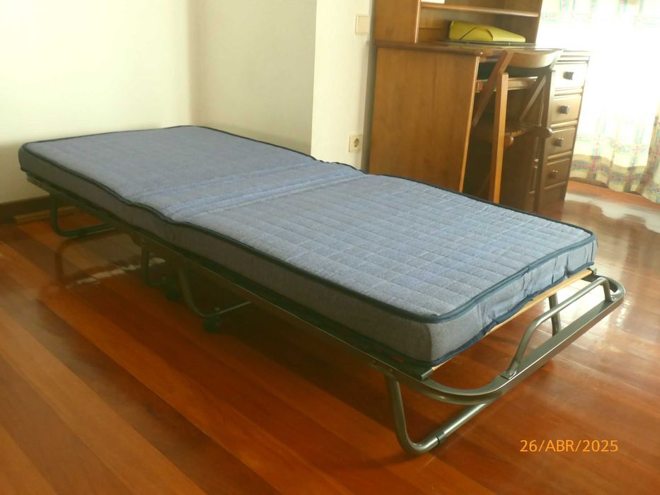 Cama/divã individual articulada