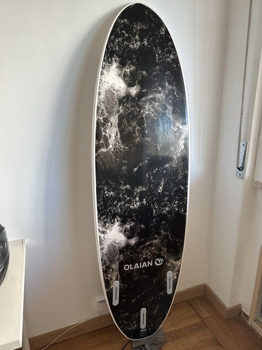 Prancha de Surf 900 6'. Vendida com 3 quilhas - OLAIAN