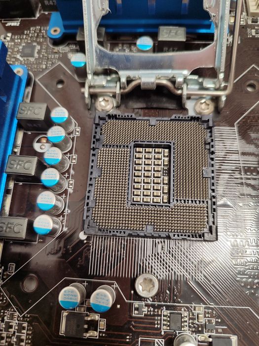 Продам комплект  Intel Core i7 3770 + MSI Z77A-G43 (LGA1155) 16Gb озу