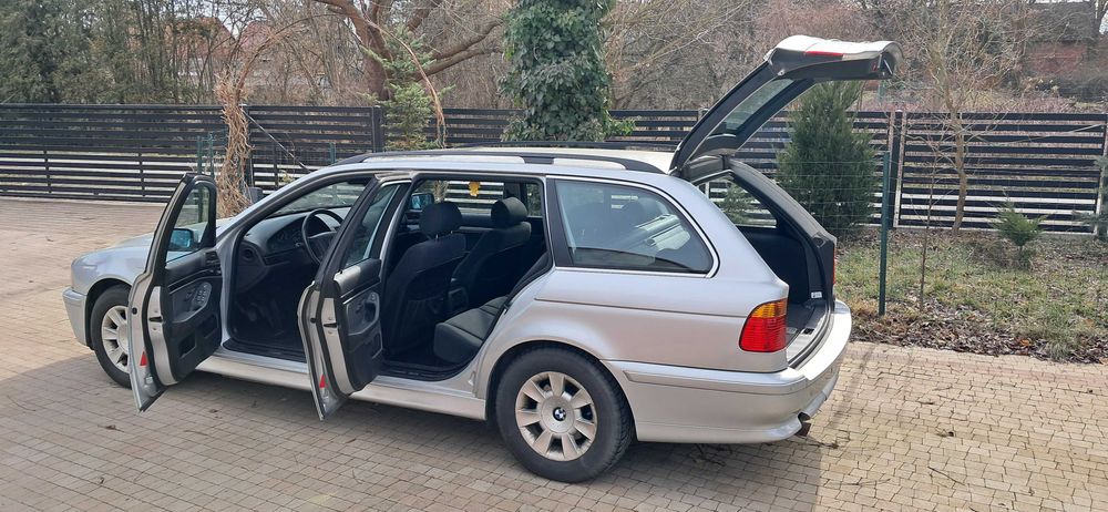 BMW 525i Kombi E39