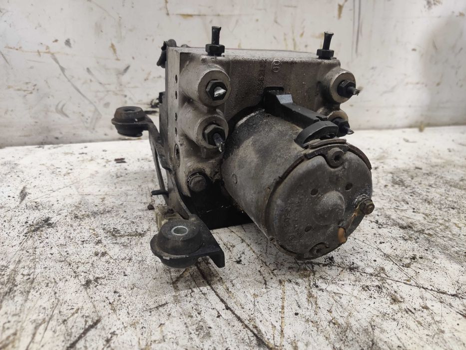 Audi A4 B5 1.6 1.8 1.9 TDI Pompa Sterownik ABS