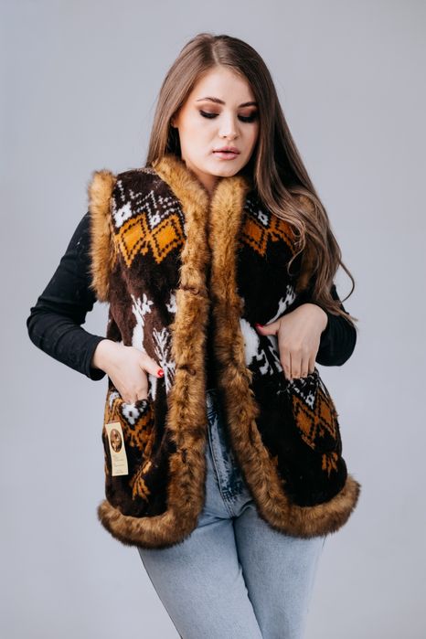 Кожух,безрукавка з овечої шерсті