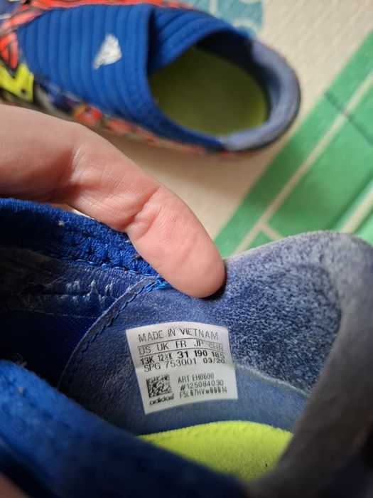 Кросівки, футзалки, бутци Adidas 30-31 розмір