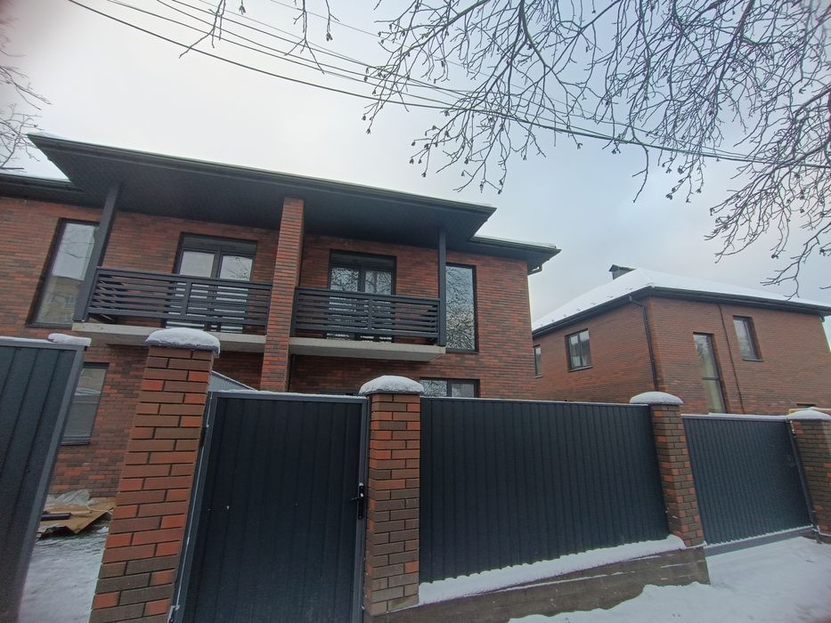 Продаж таунхауса з міськими комунікаціями м.Вінниця, пров. Ясний