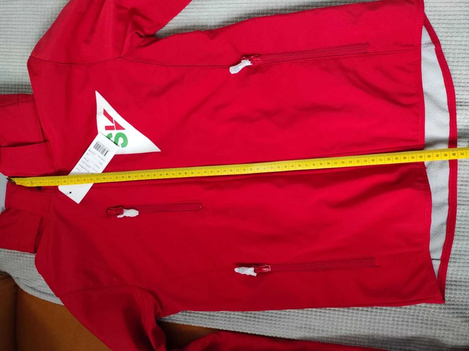 Nowa kurtka softshell z odpinanym kapturem