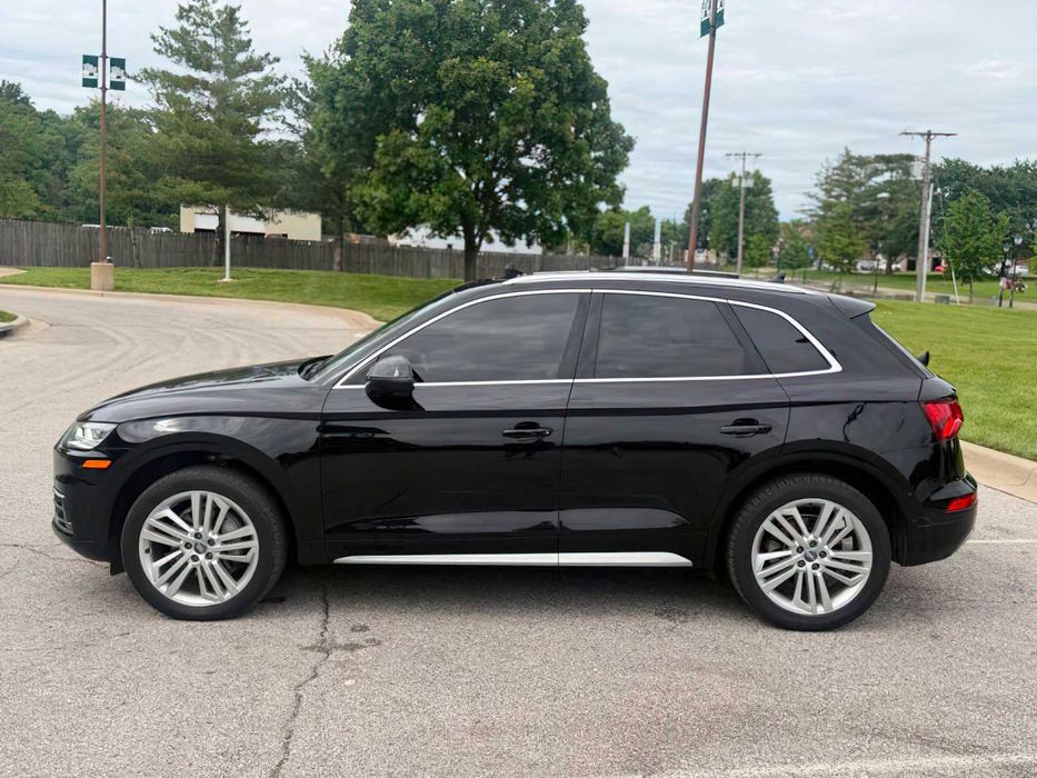 Audi Q5 2.0T      2018